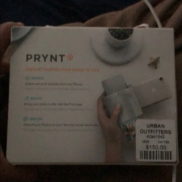 Prynt Pocket iPhone Photo Printer (Brand New!) - Picture 2 of 3